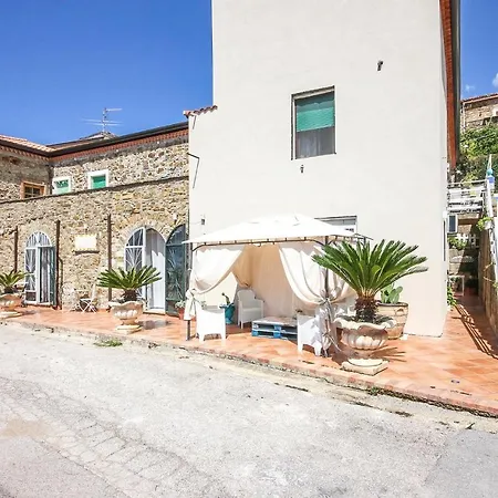 Дом отдыха 3 Bedroom Cozy In Casalsottano *