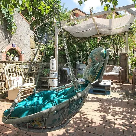 3 Bedroom Cozy In Casalsottano
