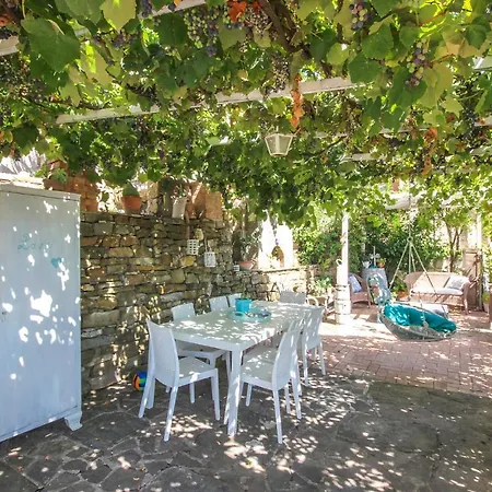 3 Bedroom Cozy In Casalsottano Casal Sottano