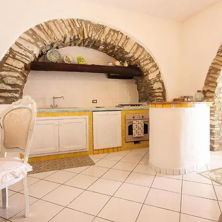 Holiday home 3 Bedroom Cozy In Casalsottano