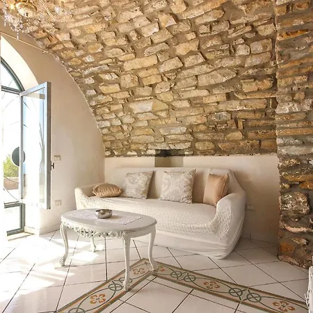 3 Bedroom Cozy In Casalsottano * Casal Sottano